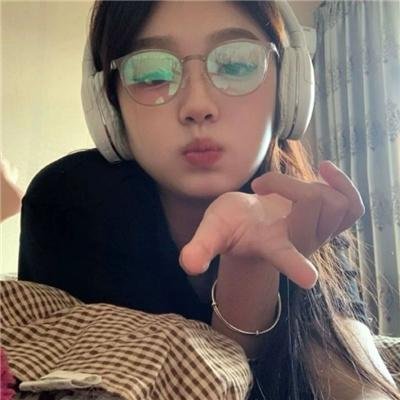 特务谜云